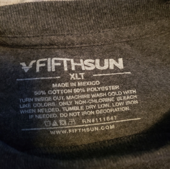 NASA logo shirt - Picture 2 of 3